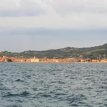 Apartma Lili Appartamento *